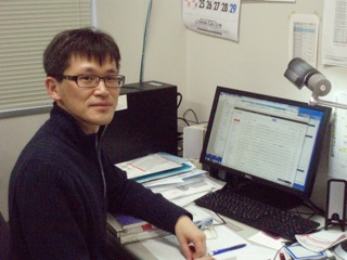 「コンピュータは独学です」と田中先生